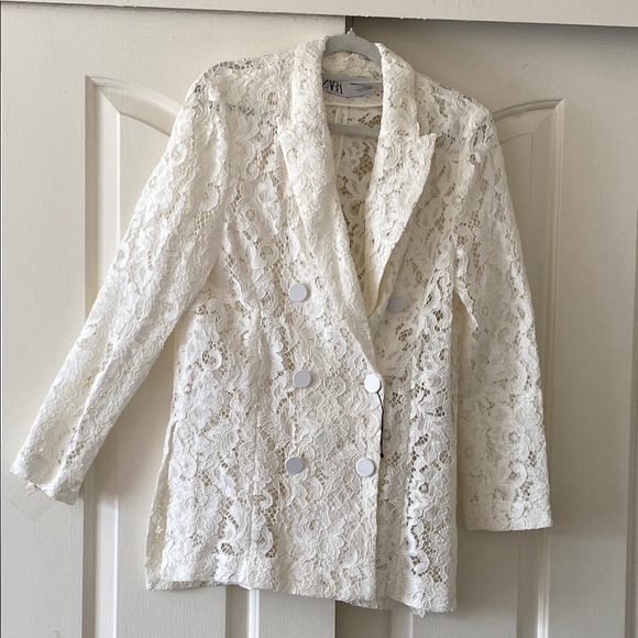 Zara Elegant White Lace Blazer - Picture 3 of 14